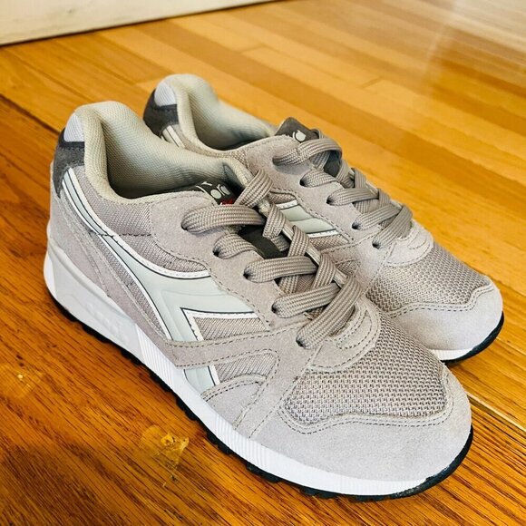 Diadora SAMPLE Women's Size 3.5 High Cushioned Running Shoes - Picture 9 of 16